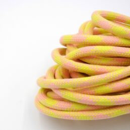 corde pour tabouret original de couleur jaune et saumon