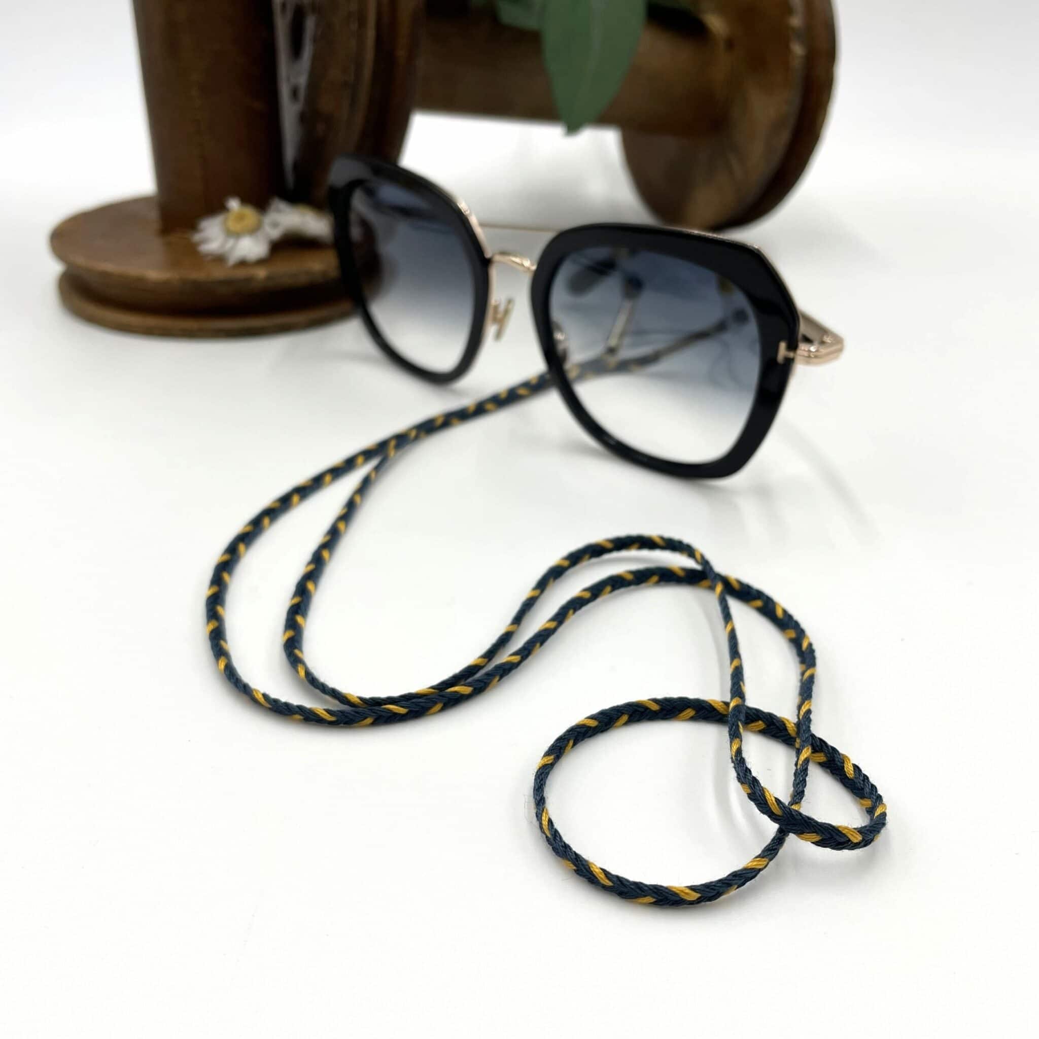 cordon de lunettes simple de couleur bleu marine et or pour homme